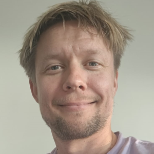 Kuvassa Mikko Kontturi